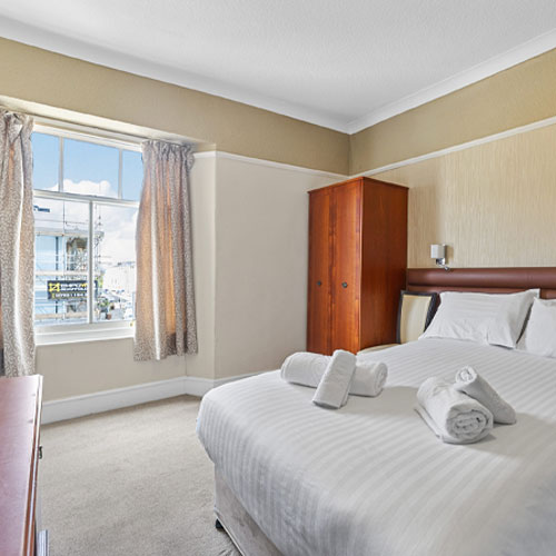Hotel with family rooms in Plymouth | Hotel on the Hoe Plymouth | Hotel for Events and functions Plymouth Hoe